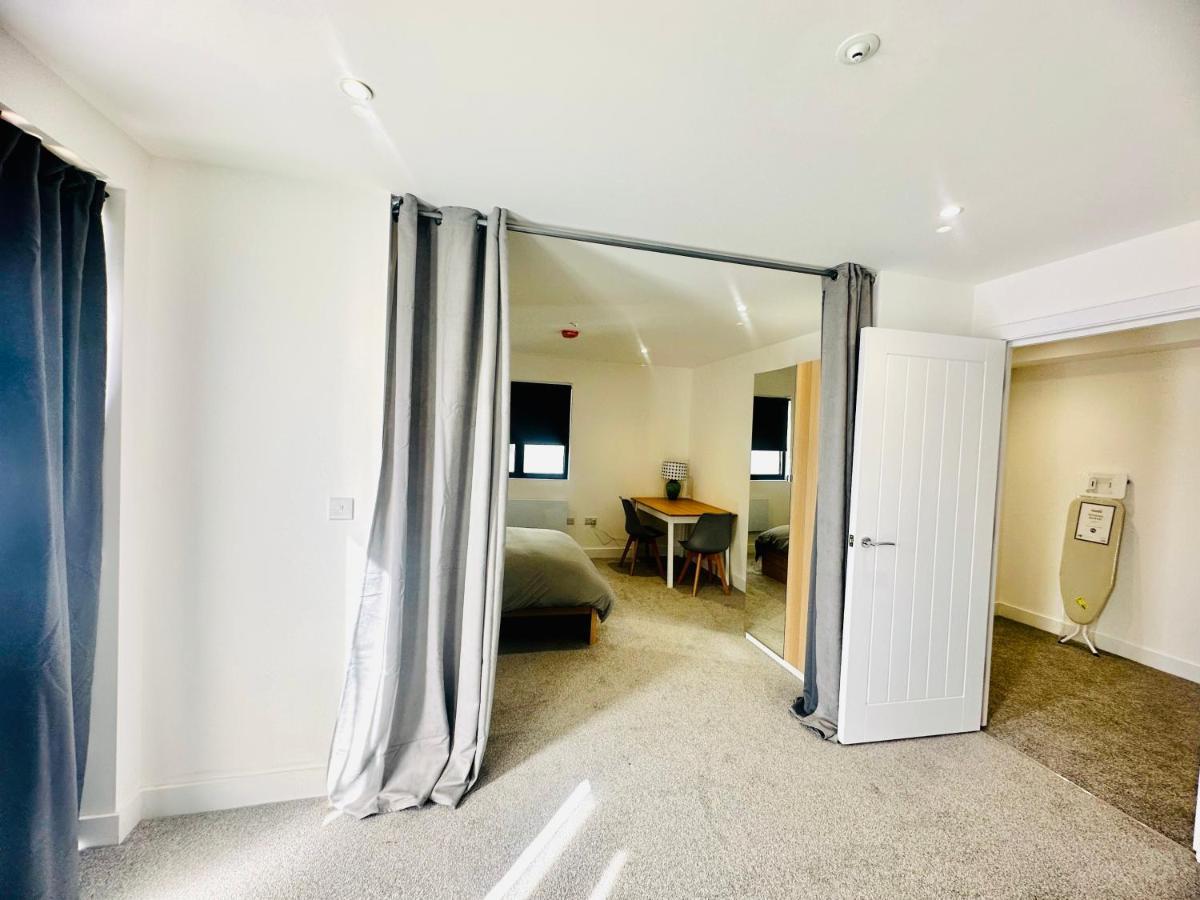 Hemel Apartments- Sunset Retreat Hemel Hempstead Dış mekan fotoğraf